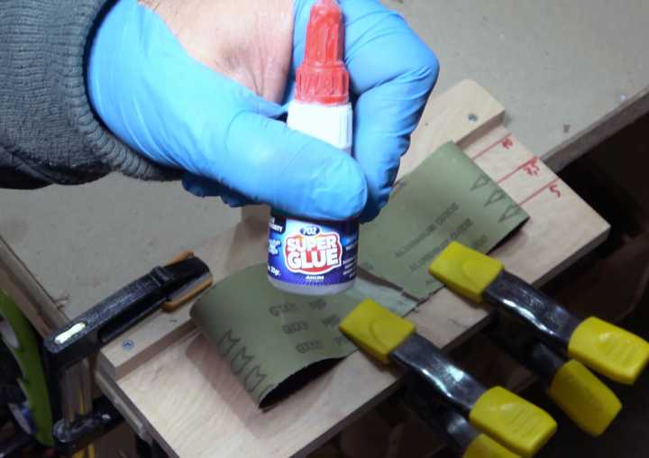 Sanding Belt Making Glue.jpg